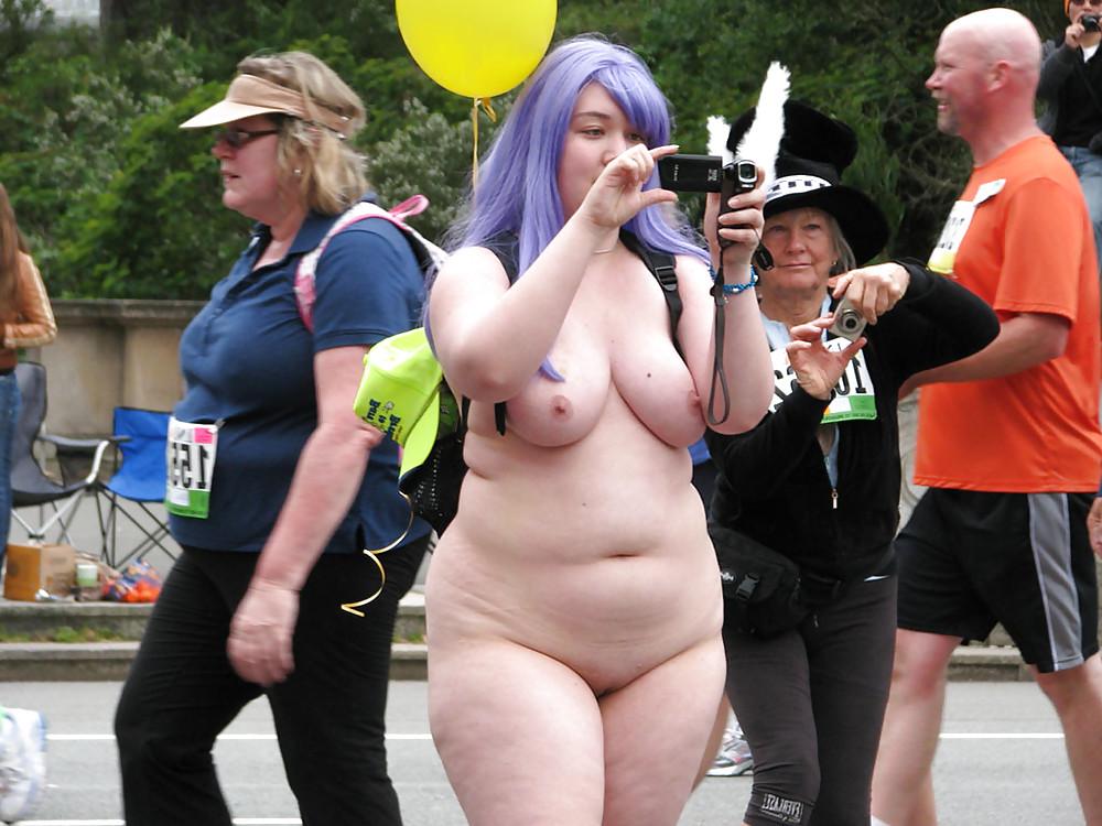 25P Cute plump girls