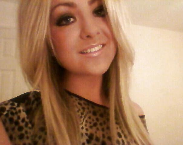 20P Hot babes 26 (cont)