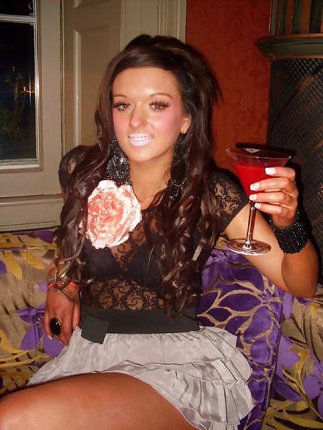 20P Hot babes 26 (cont)