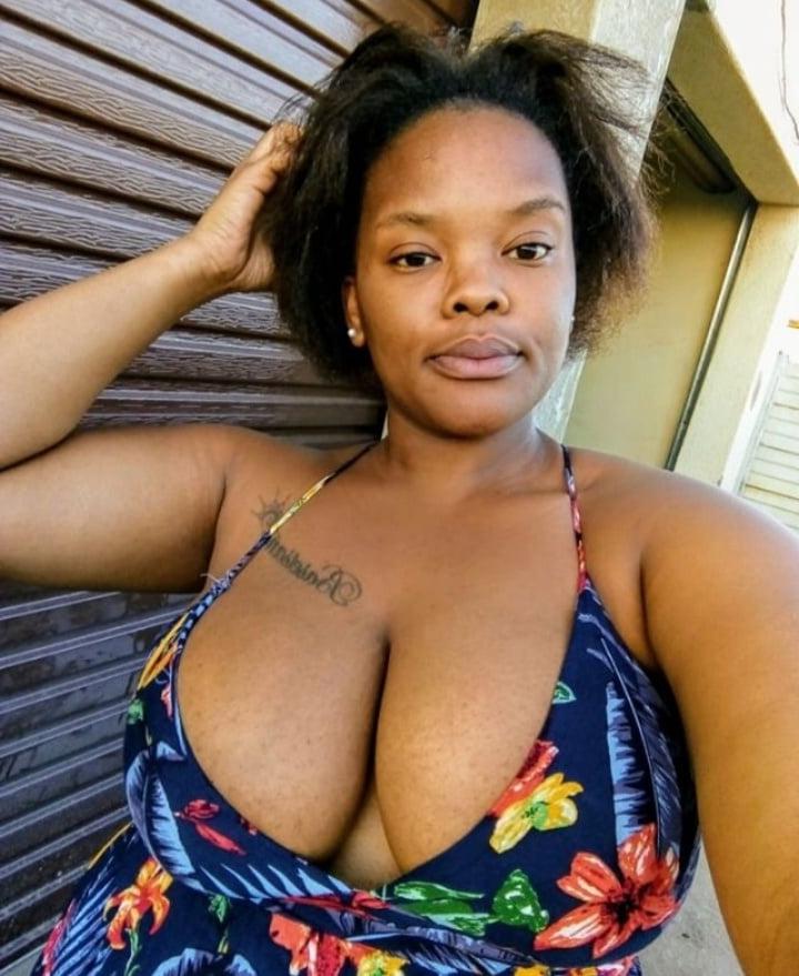 22P Big booty bbw mega pear thick hip Goro