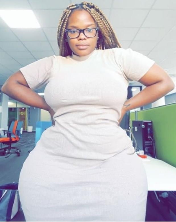 22P Big booty bbw mega pear thick hip Goro