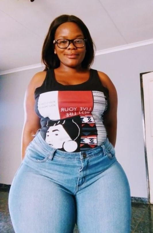 22P Big booty bbw mega pear thick hip Goro