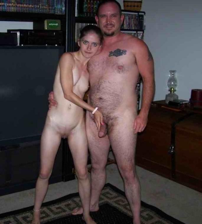 21P COUPLES NAKED 17