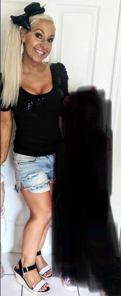 25P Mom of 6 and Mom of 3