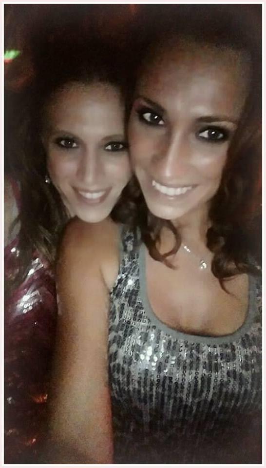 25P Mom of 6 and Mom of 3