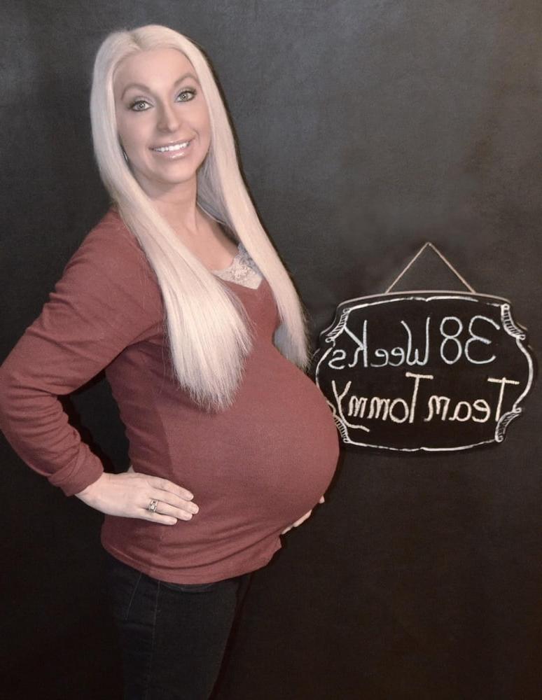 25P Mom of 6 and Mom of 3