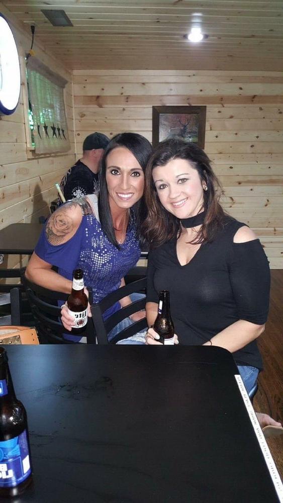 25P Mom of 6 and Mom of 3