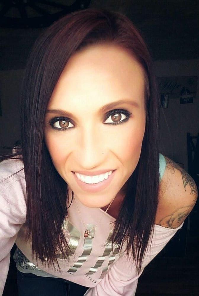 25P Mom of 6 and Mom of 3