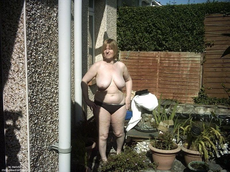 25P UK matures 1