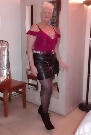 25P MATURES DRESSED LIKE SLUTS 50
