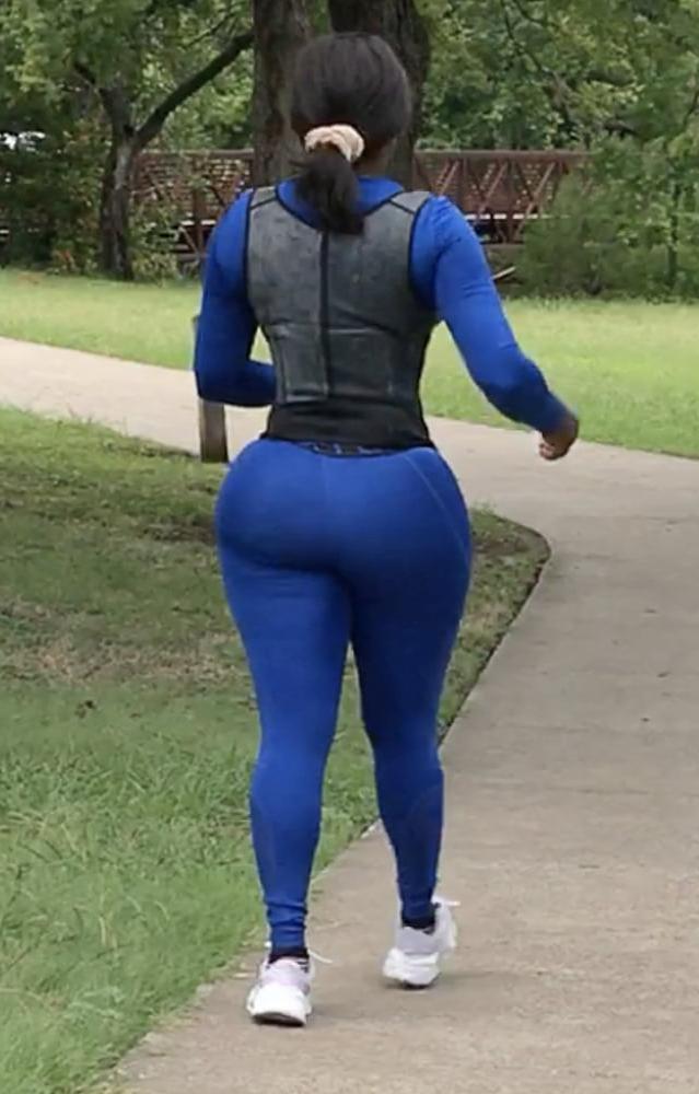 25P Big Booty Small Waist