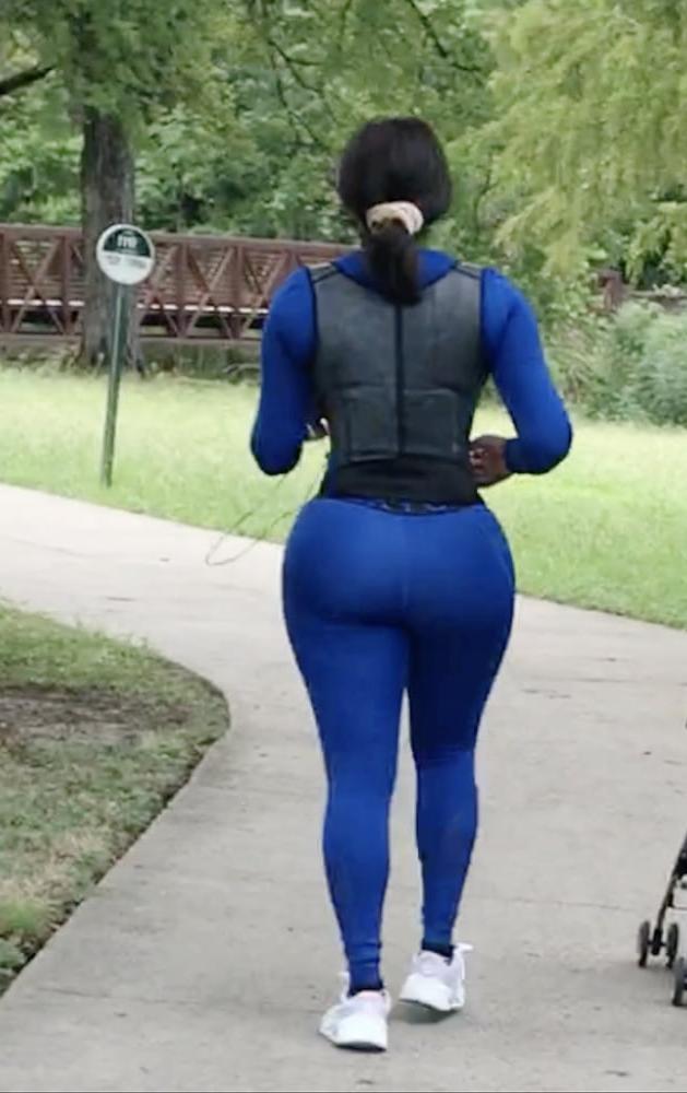 25P Big Booty Small Waist