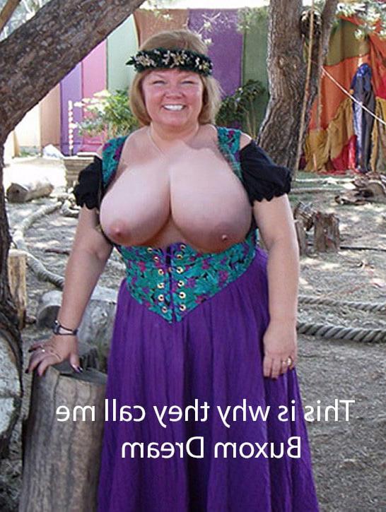 25P Mom Please put your clothes on