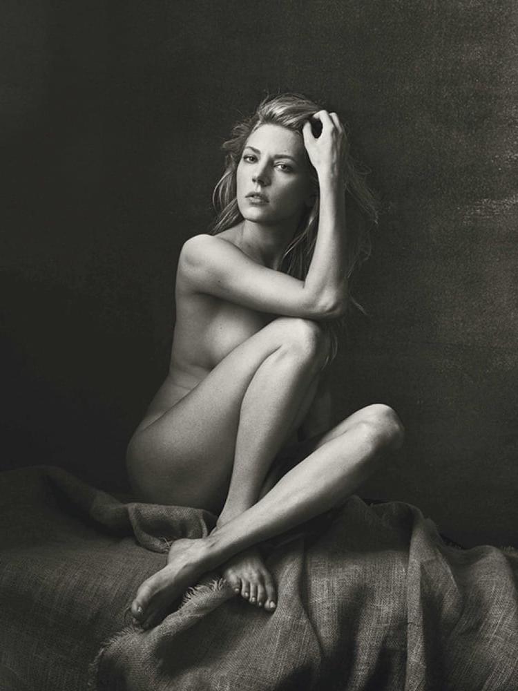 25P Katheryn Winnick Cum Museum