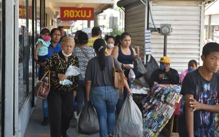 25P Buttocks of ladies on the street
