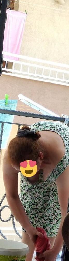 5P Turkish MILFS Mom Balcony Cleaning