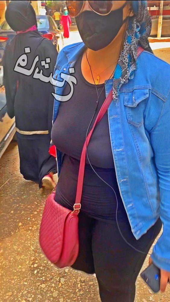 25P Candid Street Asses