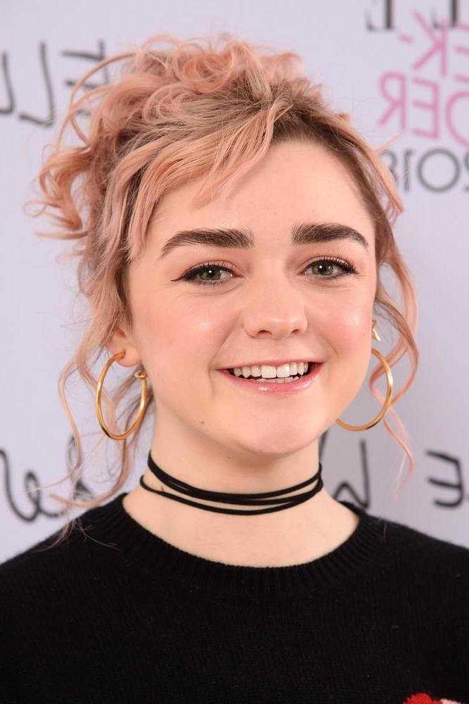 10P Cum to Maisie Williams 06