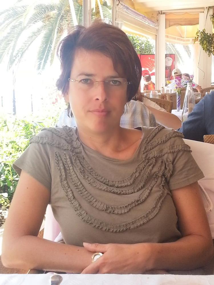 25P Cum Slut Sandra