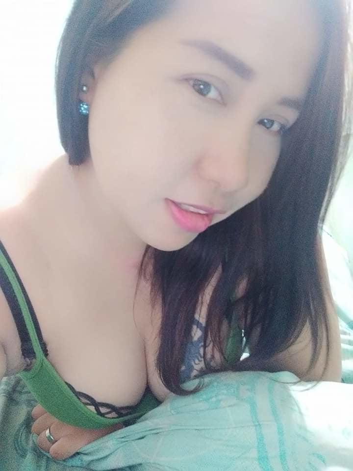 25P Mom big tits