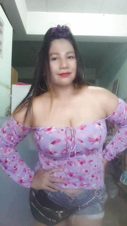 25P Mom big tits