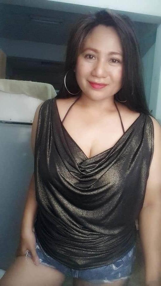 25P Mom big tits