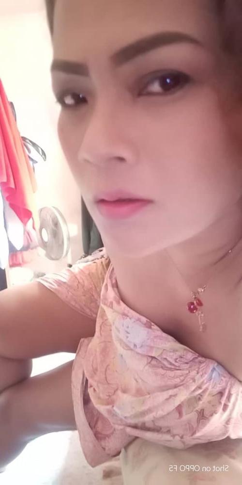 25P Mom big tits