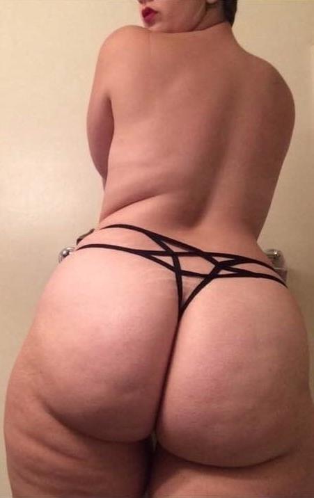 5P Booty on Herrr 21