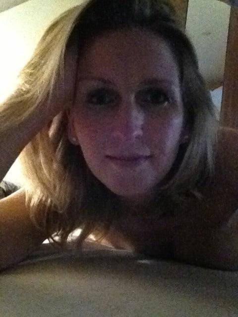 25P Dirty MILF Looks Innocent But Is A Secretly Nasty Cum Whore