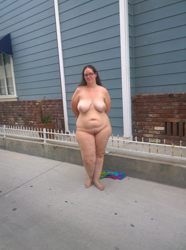 5P Naked bbw street