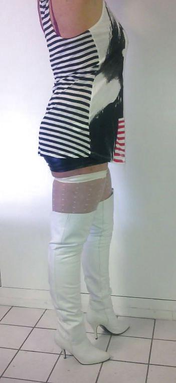 16P Hotpants and overknee boots me cd tv sissy