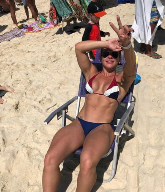 15P Slut Friends Mom - Mae do Amigo Gostosa