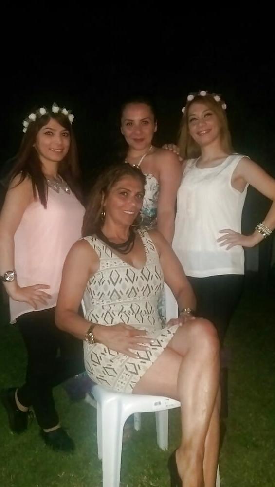 20P Turkish MILFS Mom Reyhan