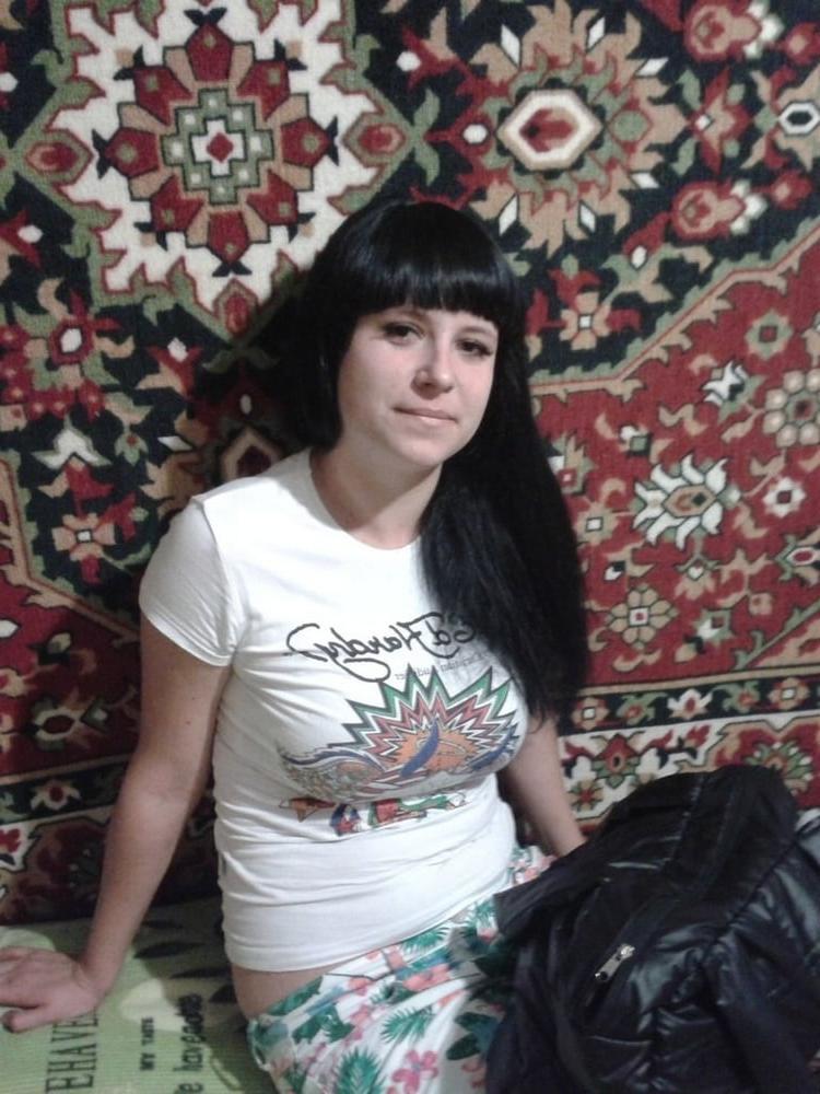 25P Russian young mom