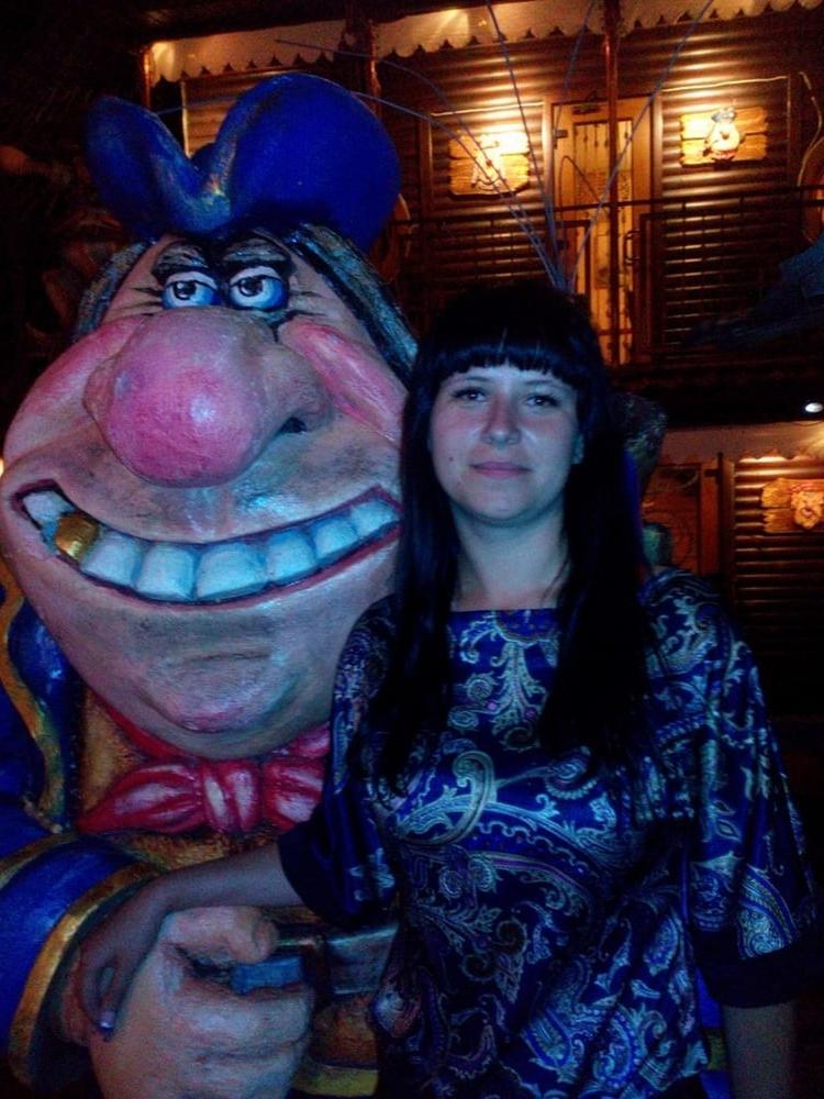 25P Russian young mom