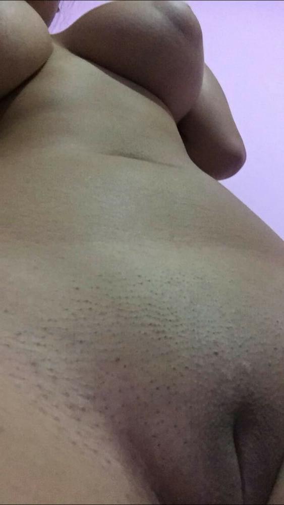 23P Bentuk memek Kita..