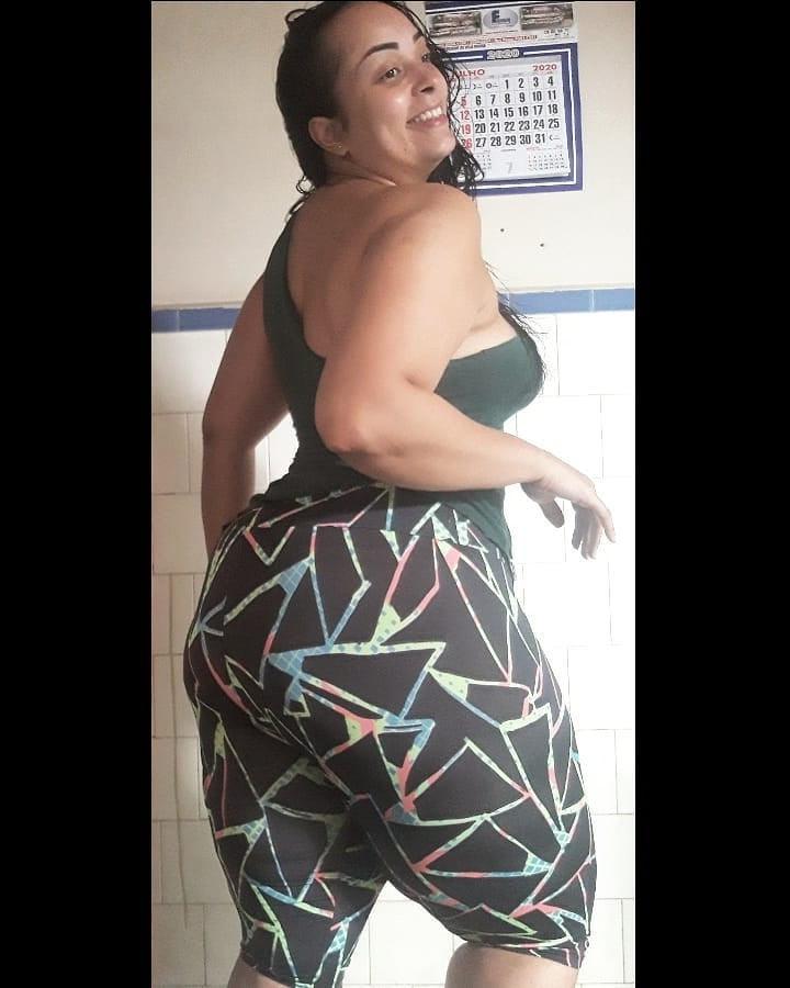 25P Hot young milfs mix