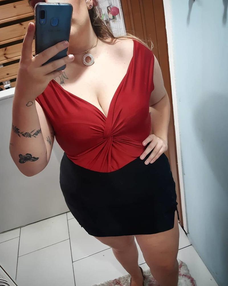 25P Hot young milfs mix