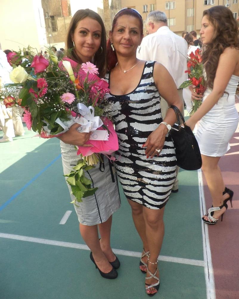 25P MAGYAR MILF 80 THE HOTTEST GYPSY MOM EVER : BIG TITS