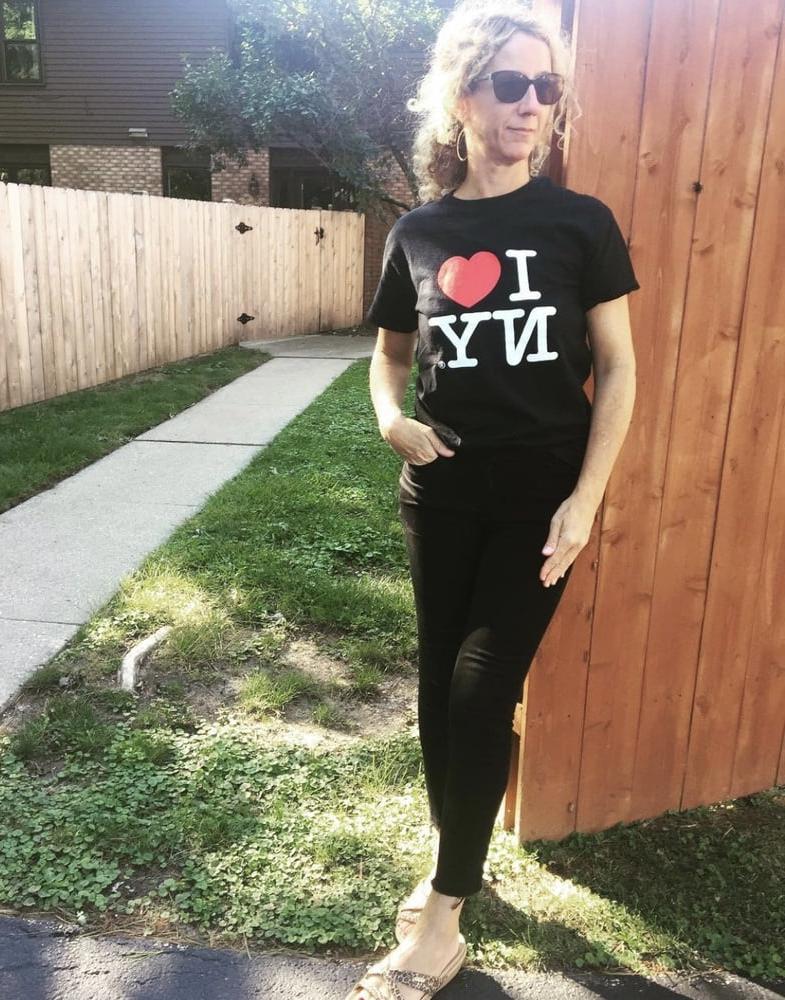 12P What would you do to this pretty mom