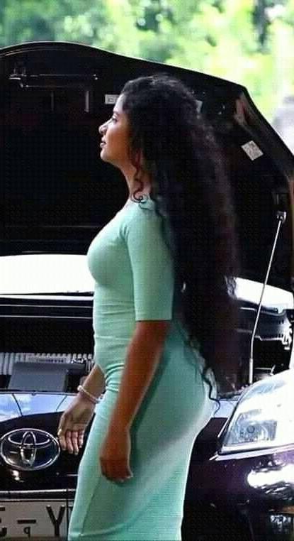 6P Sri Lankan actress 02