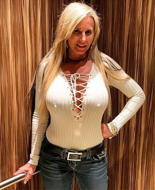 25P Your Hot Slutty Mom 6