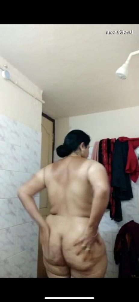 22P My aunty big ass(bhen chodh chaat lu bas iski gaand)