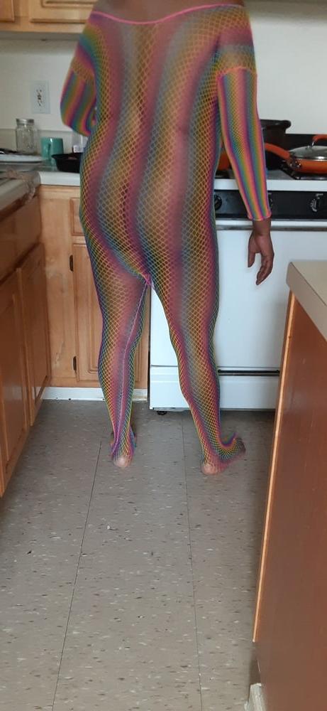 25P Rainbow NAKED MOM exposed