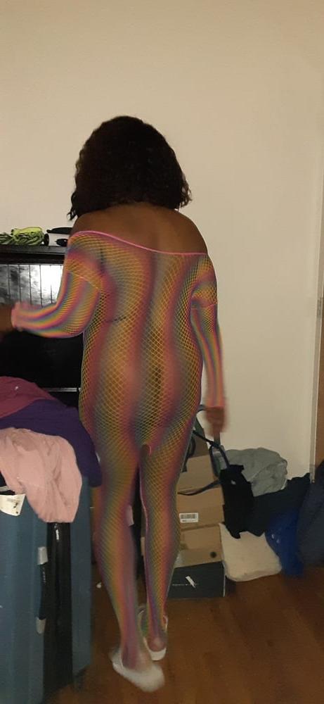 25P Rainbow NAKED MOM exposed