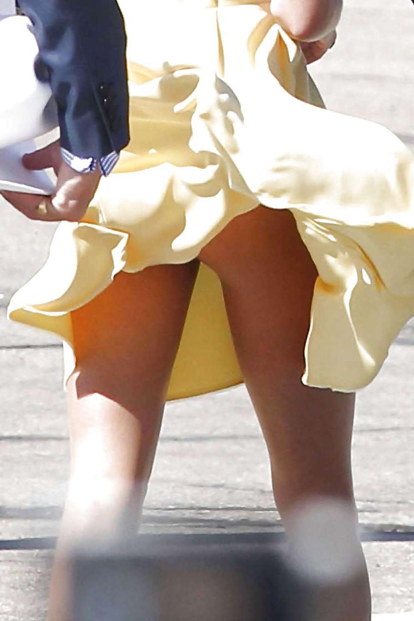 25P Celeb Oops And Upskirts 3 By twistedworlds