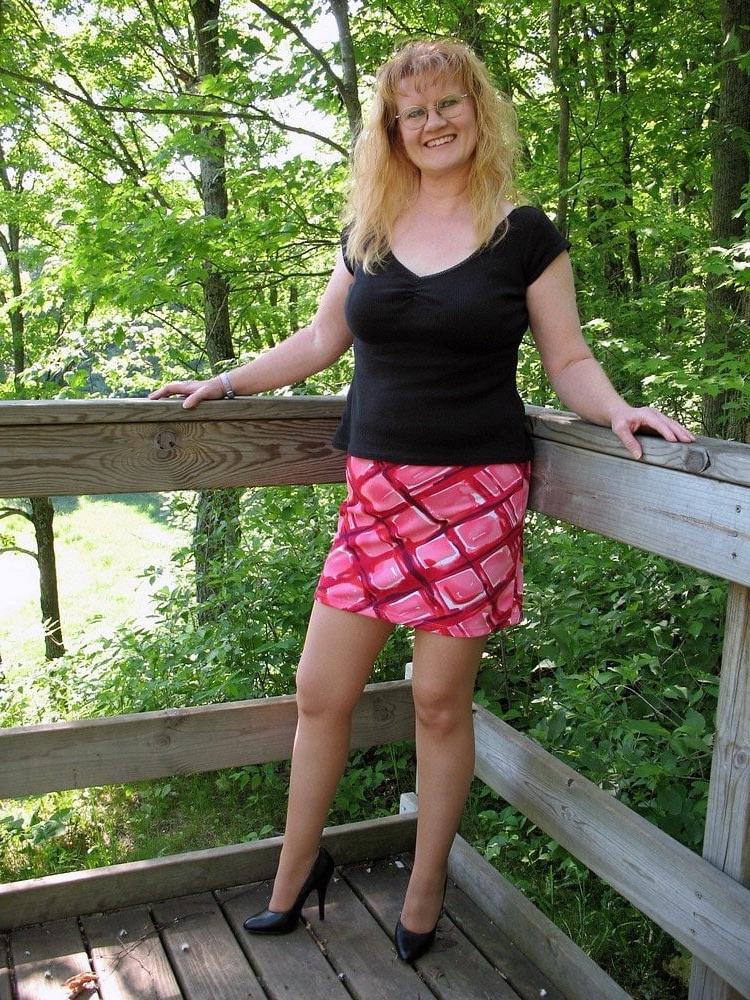 25P Redhead Soccer Mom 2