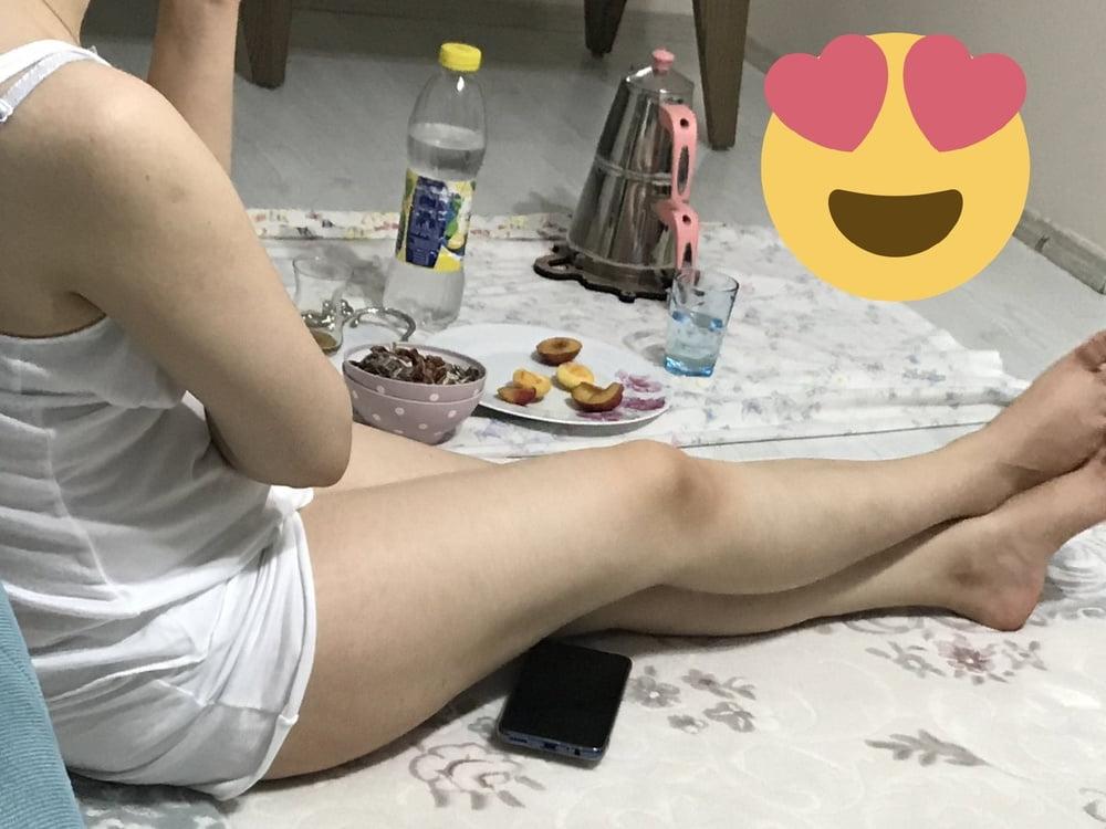 5P Turkish MILFS Mom White Pants Show Home