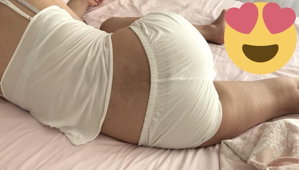 5P Turkish MILFS Mom White Pants Show Home