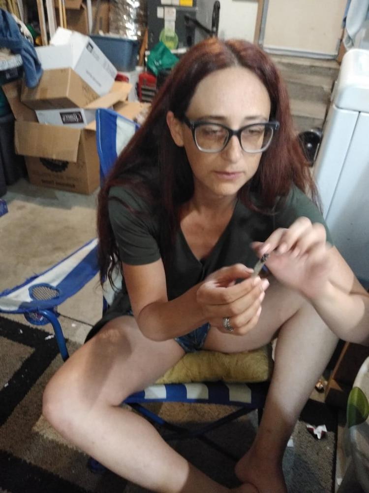 18P Jacking off for this mom